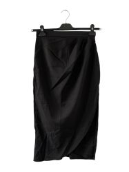 Дамска пола тип молив с цепка и цип CHENG CHENG JIA M