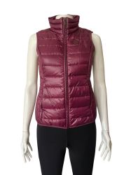 Дамски елек с джобчета и цип S.OLIVER M