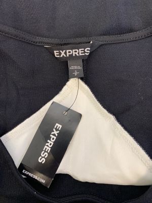 Дамска рокля  EXPRESS XS