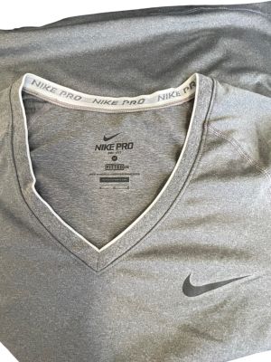 Дамска тениска NIKE M