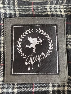 Дамско яке от естествена кожа GIPSY S