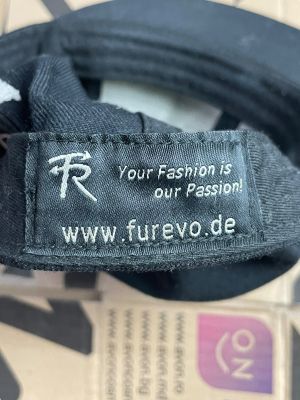 Шапка с козирка FUREVO