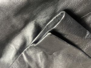 Дамско кожено яке с джобчета и копчета PETER HAHN XL