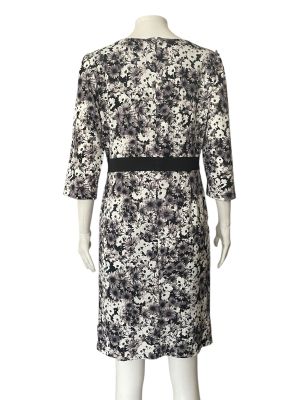 Дамска рокля с цип, на цветя M