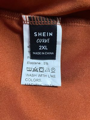 Дамска рокля с голо рамо SHEIN 2XL
