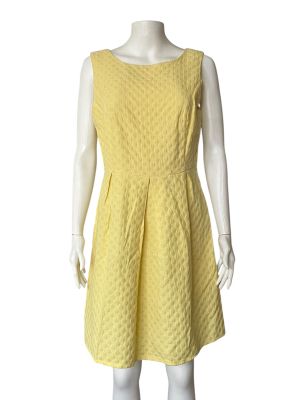 Лятна дамска рокля с цип TARGET L