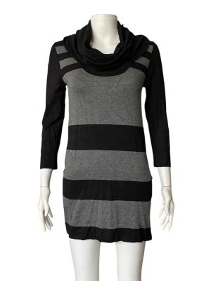 Дамска рокля LE CHATEAU M