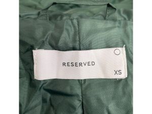 Дамско зимно яке RESERVED XS