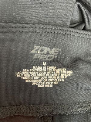 Дамски спортен клин капри ZONE PRO M