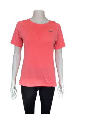Дамска тениска NIKE S